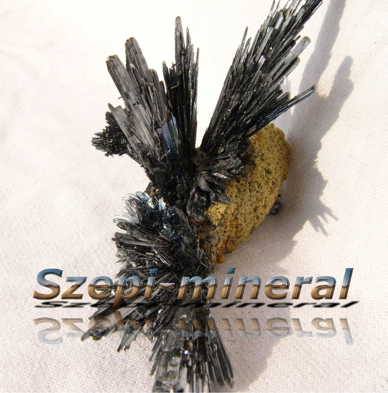 Szepi-mineral